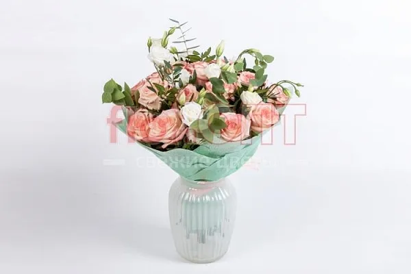 Букет № 123 из чайных роз и эустомы — фото 5