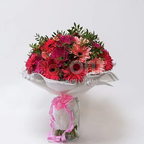 Букет № 269 из герберы и фисташки — фото 1