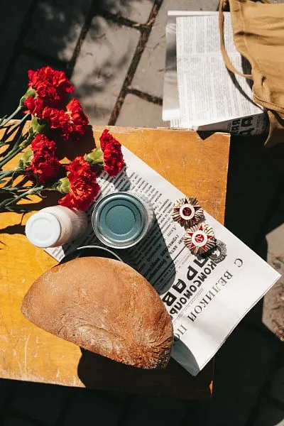 Букет № 569 из 9 красных гвоздик — фото 1