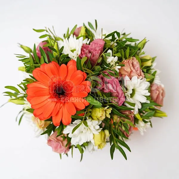 Кружка № 2 с оранжевой герберой с рандомной надписью — фото 2