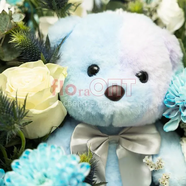 Букет № 542 с крашеной хризантемой и игрушкой — фото 3