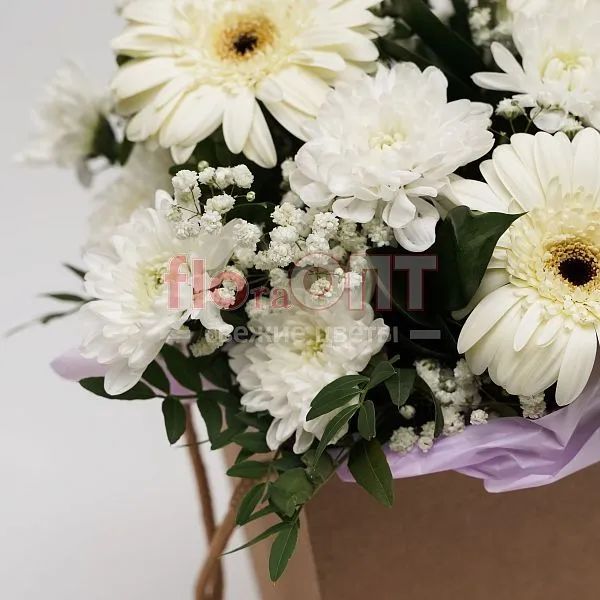 Коробка № 211 белая с герберами  — фото 3